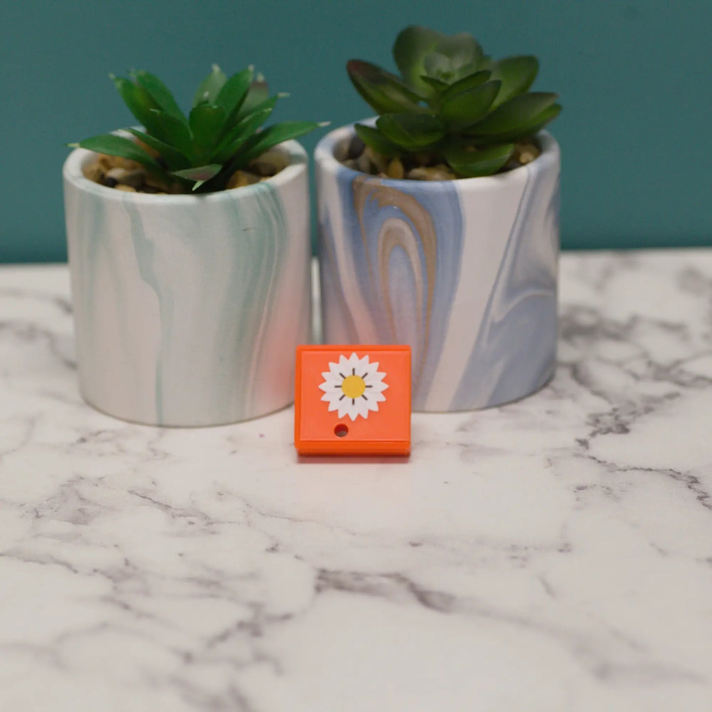 Spring ICON-ic Charger for Kangaroo Omni and Connect Enteral Pumps
