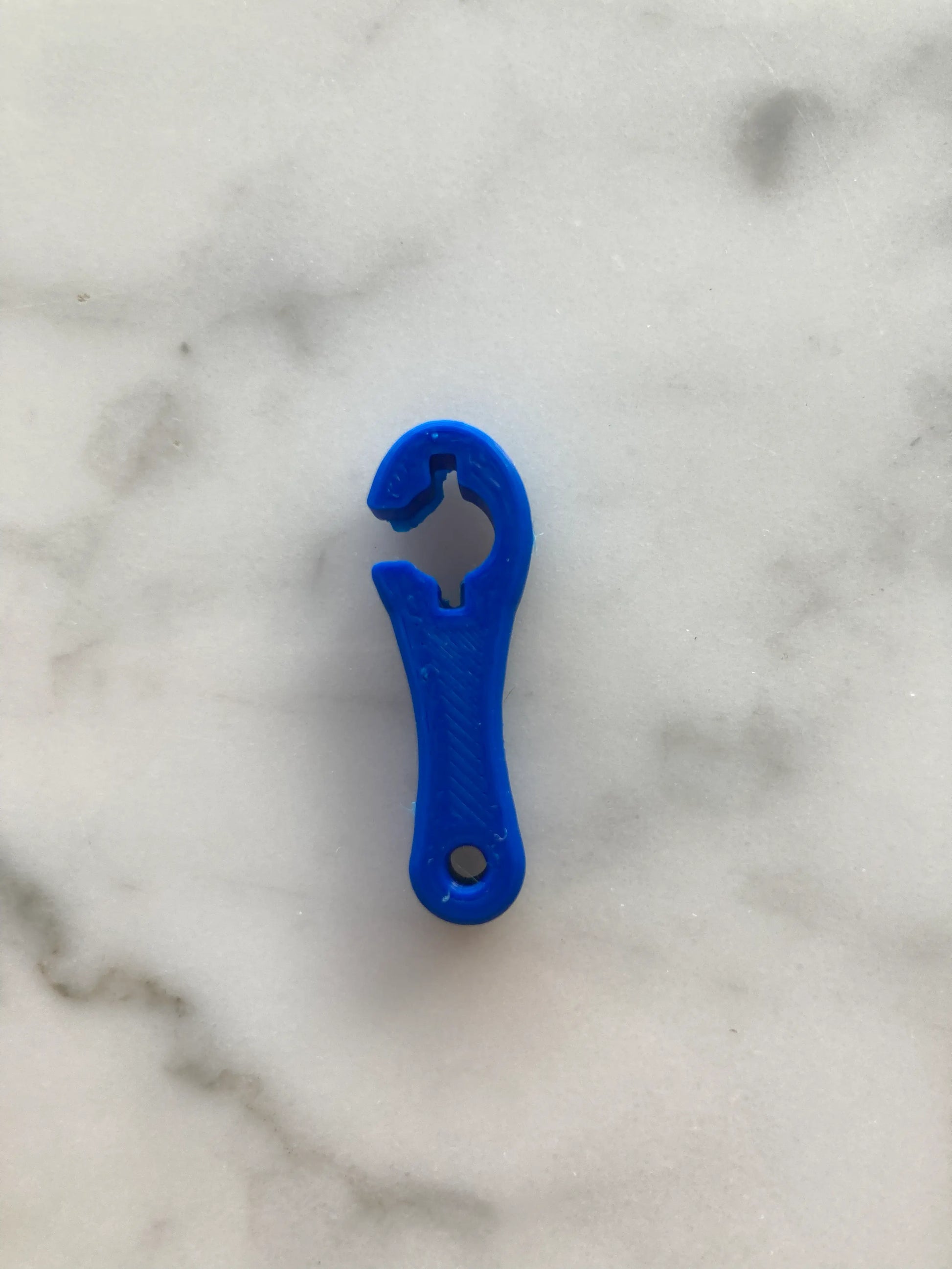 EnFIT Wrench by Tubie Tech in blue