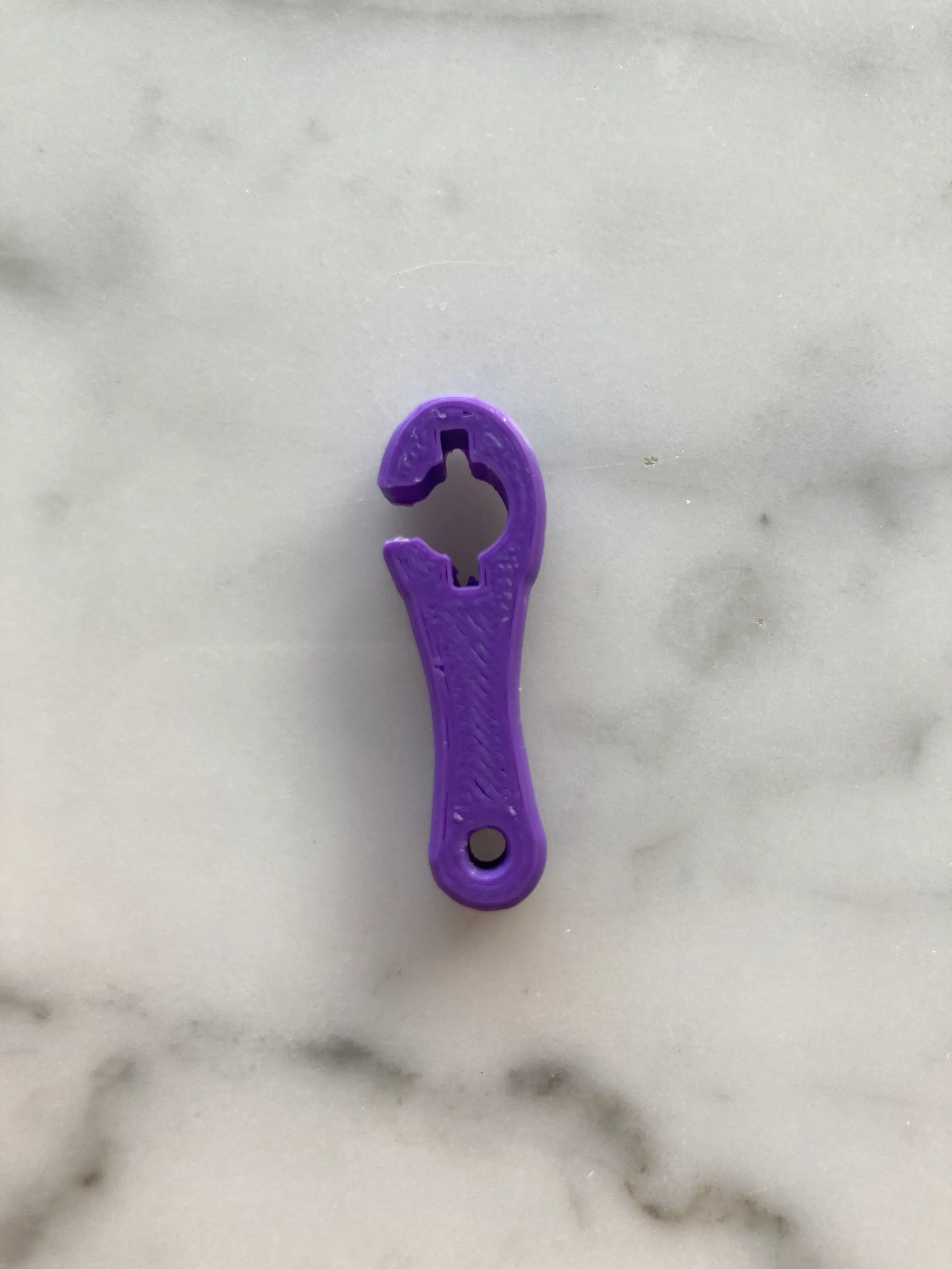 EnFIT Wrench by Tubie Tech in purple